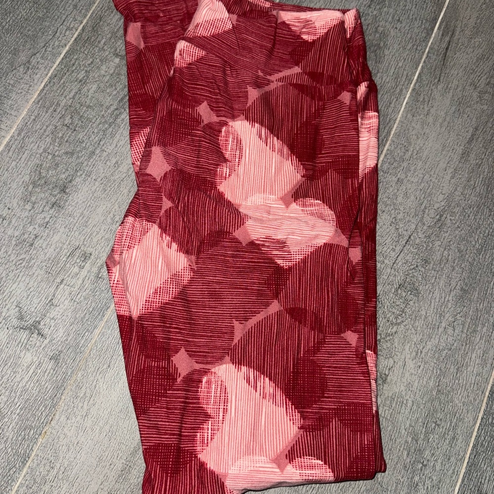 LuLaRoe Red and Pink Heart Leggings | OS | Valentines Day